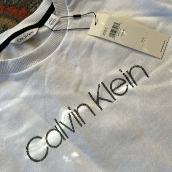 Calvin Klein white crewneck sweatshirt -NWT - Picture 3 of 5